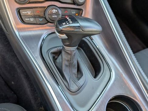 Used 2018 Dodge Challenger SXT image 24