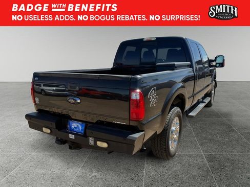 Used 2015 Ford F250 Lariat w/ Lariat Ultimate Package image 3