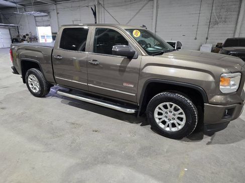 Used 2015 GMC Sierra 1500 SLE w/ All-Terrain Package image 21