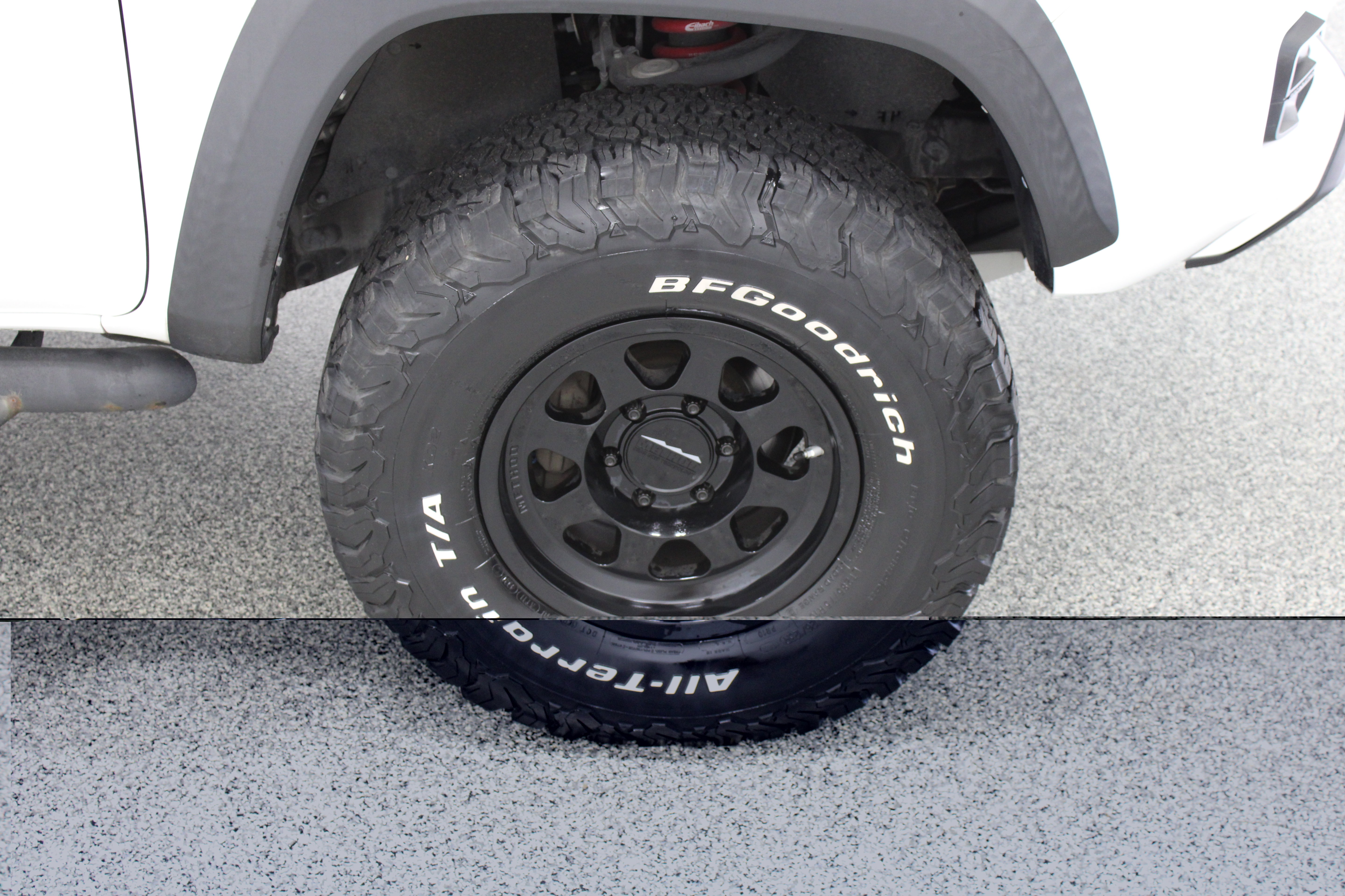 Used 2019 Toyota Tacoma TRD Pro AWD/4WD image 5