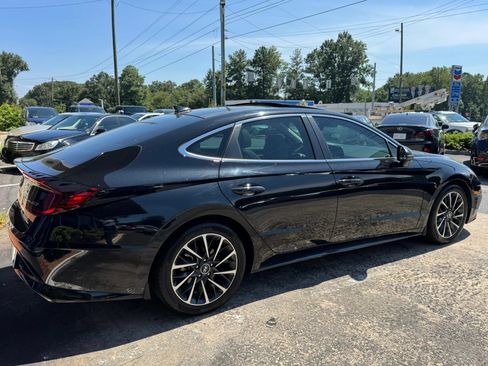 Used 2022 Hyundai Sonata Limited FWD image 7