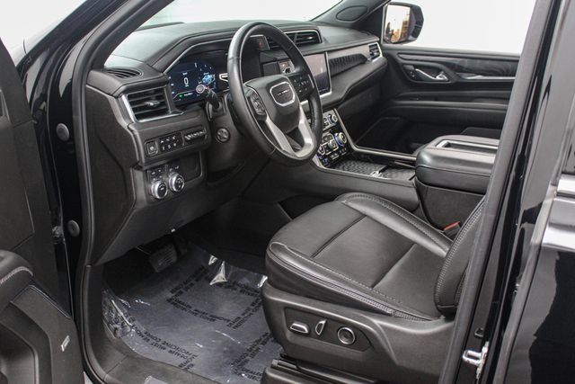 Used 2023 GMC Yukon Denali AWD/4WD image 16