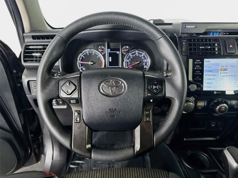 Used 2023 Toyota 4Runner TRD Off-Road AWD/4WD image 12