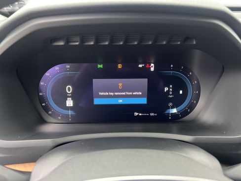 Used 2023 Volvo XC90 B6 Core w/ Protection Package Premier image 36