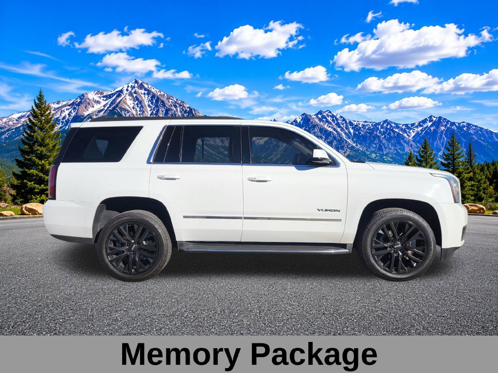 Used 2017 GMC Yukon SLT AWD/4WD image 3