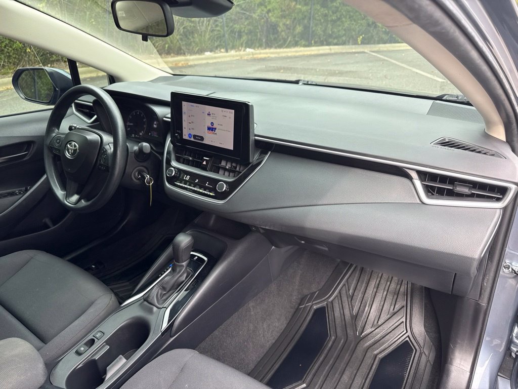 Used 2024 Toyota Corolla LE FWD image 33