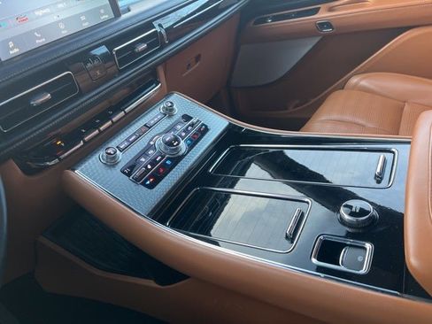 Used 2020 Lincoln Aviator Black Label w/ Dynamic Handling Package image 38