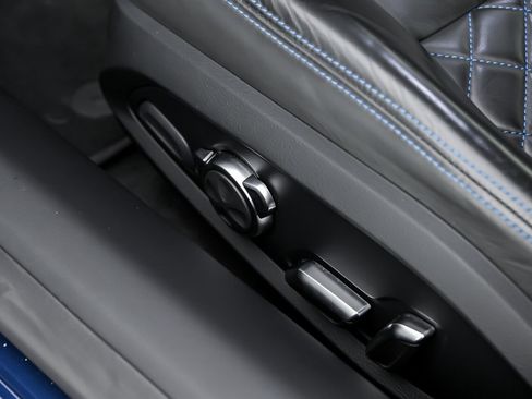 Used 2022 Audi R8 V10 performance image 31