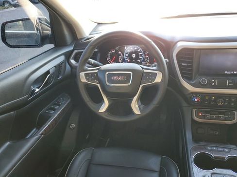 Used 2023 GMC Acadia Denali w/ Denali Ultimate Package FWD image 12