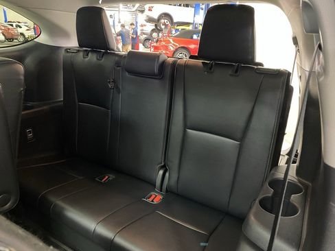 Used 2022 Toyota Highlander Platinum image 45