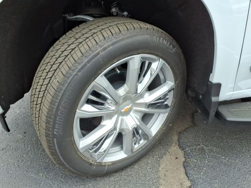 New 2026 Chevrolet Silverado 1500 High Country w/ High Country Premium Package image 16