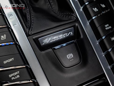 Used 2018 Porsche Macan Turbo image 84
