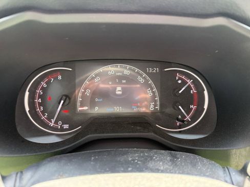 Used 2024 Toyota RAV4 LE FWD image 13
