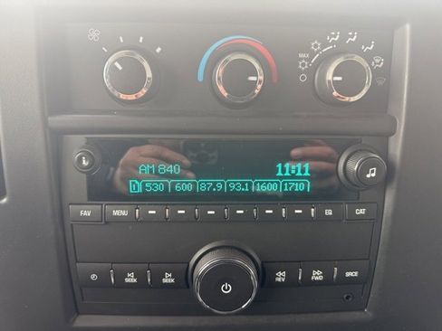 New 2025 Chevrolet Express 3500 w/ Power Convenience Package image 14