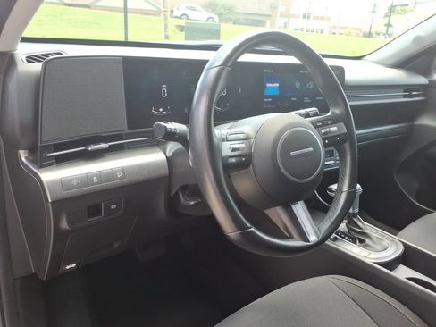 Used 2024 Hyundai Kona SEL AWD/4WD image 14