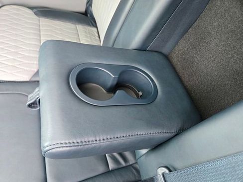 Used 2021 Ford F150 Limited image 32