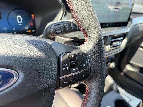 Used 2025 Ford Escape ST-Line Elite AWD/4WD image 20