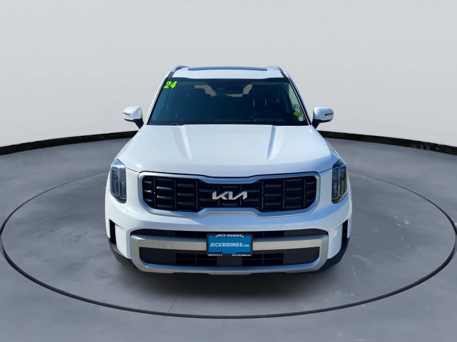 Used 2024 Kia Telluride S w/ S Sunroof Package FWD image 2