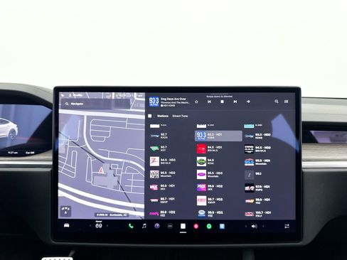 Used 2022 Tesla Model S AWD/4WD image 23