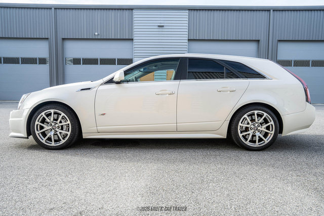 Used 2011 Cadillac CTS V RWD image 2