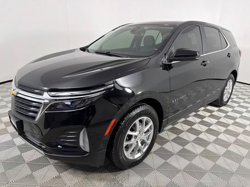 Used 2022 Chevrolet Equinox LT w/ Driver Convenience Package image 10