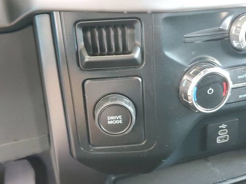 Used 2025 Ford F150 XLT w/ Equipment Group 301A Standard RWD image 26