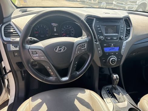 Used 2016 Hyundai Santa Fe SE w/ Option Group 02 FWD image 26