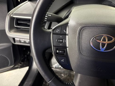 Used 2023 Toyota Prius LE FWD image 25