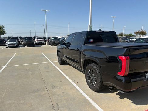 Used 2024 Toyota Tundra Platinum AWD/4WD image 8