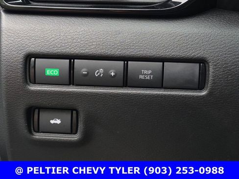 Used 2021 Nissan Sentra SV image 23