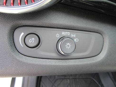 New 2026 Chevrolet Trax RS w/ Driver Confidence Package FWD image 23