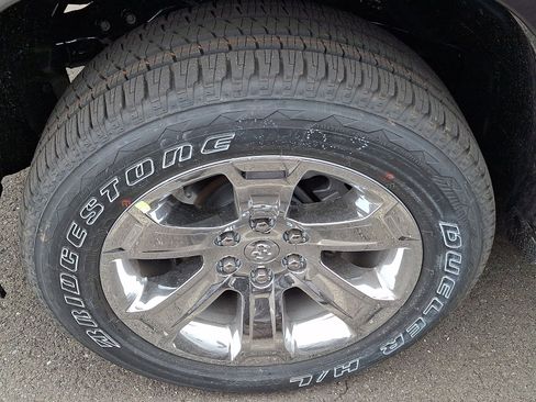 New 2026 RAM 1500 Big Horn AWD/4WD image 4