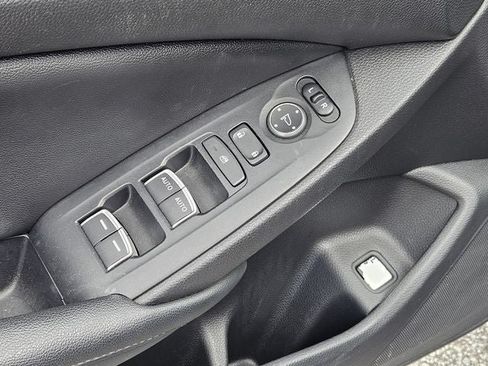 Used 2021 Honda Accord Sport image 30