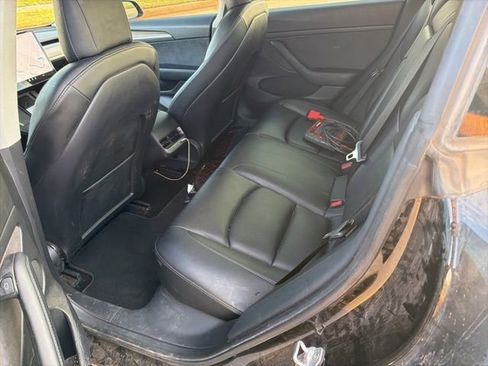 Used 2022 Tesla Model 3 Long Range image 11