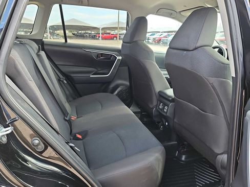 Used 2025 Toyota RAV4 LE FWD image 17