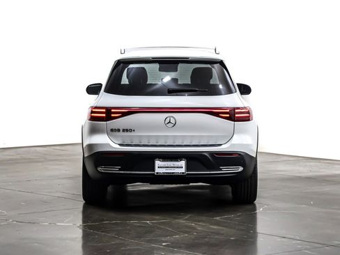 Used 2024 Mercedes-Benz EQB 250+ image 4