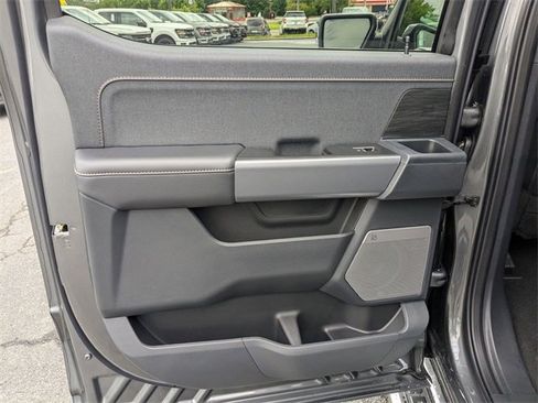 New 2025 Ford F150 Lariat w/ Equipment Group 501A Mid image 26
