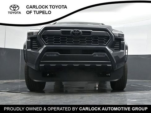 Used 2025 Toyota Tacoma TRD Sport AWD/4WD image 48
