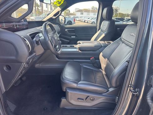 Used 2025 Ford Expedition Platinum w/ Stealth Performance Package image 21