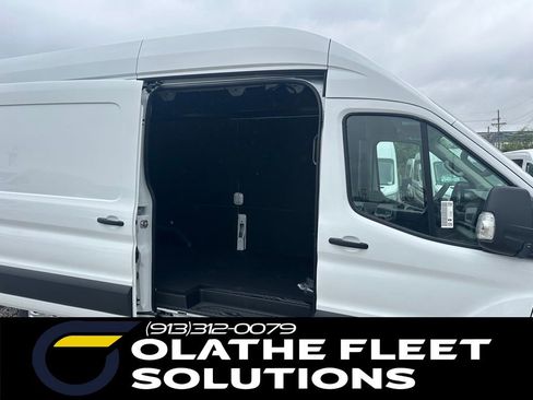 New 2026 Ford Transit 350 148 High Roof Extended RWD image 9