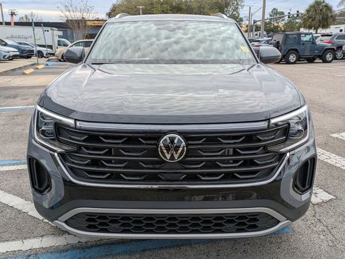 New 2026 Volkswagen Atlas Cross Sport SEL Premium R-Line AWD/4WD image 9