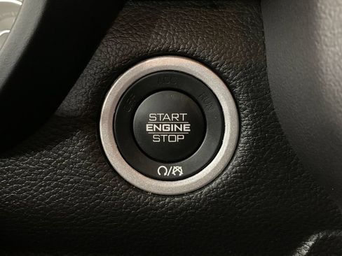 Used 2023 RAM 1500 Big Horn AWD/4WD image 24