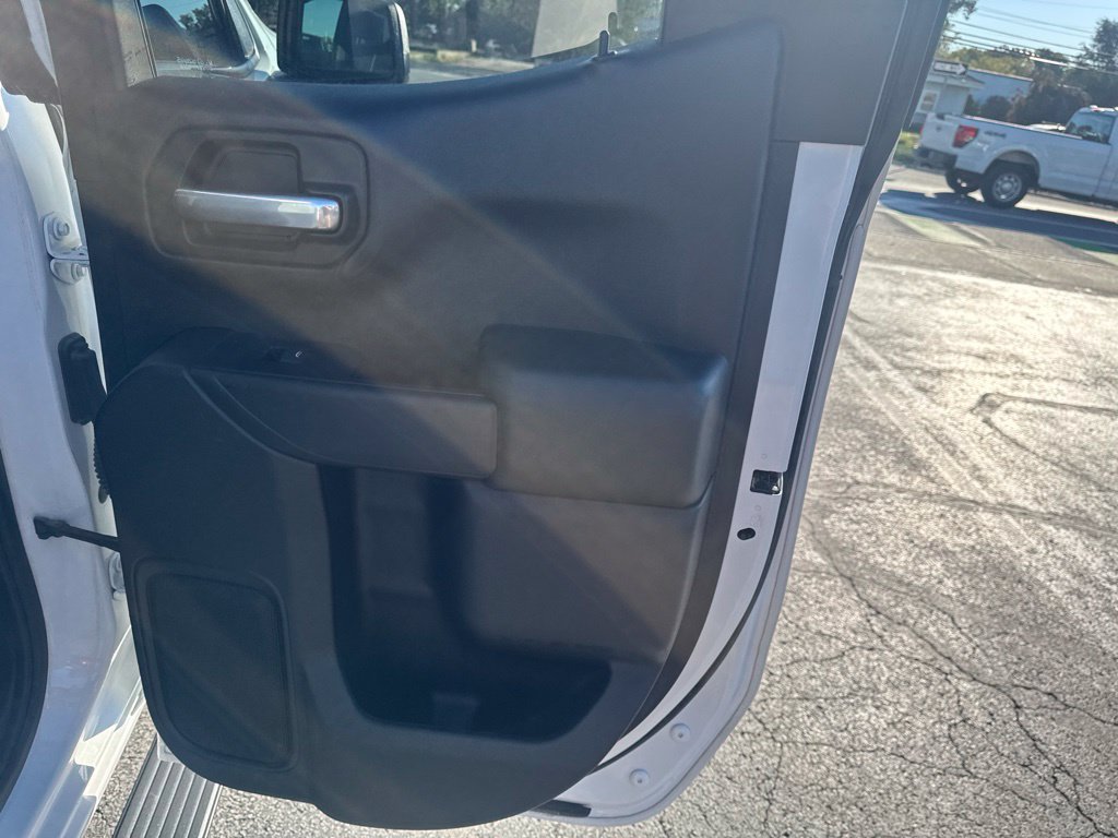 Used 2020 Chevrolet Silverado 1500 Custom Trail Boss w/ Custom Convenience Package AWD/4WD image 30