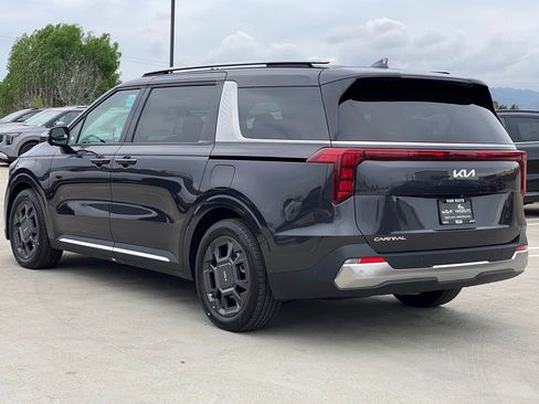 New 2026 Kia Carnival SX image 6