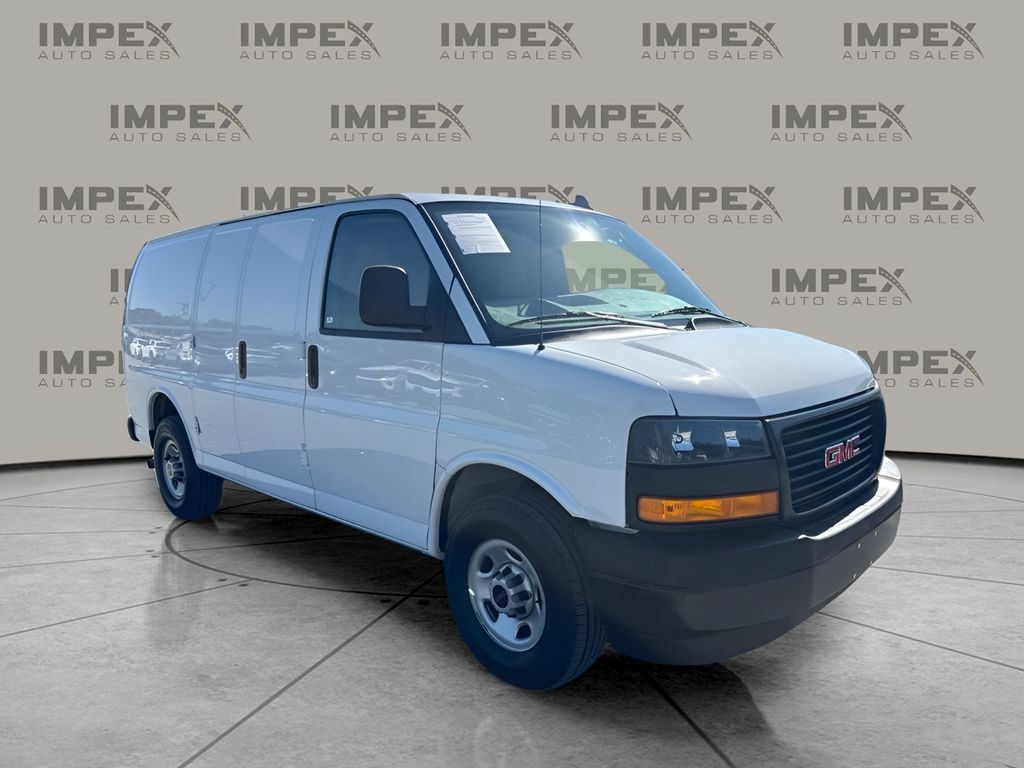 Used 2023 GMC Savana 2500 RWD image 7
