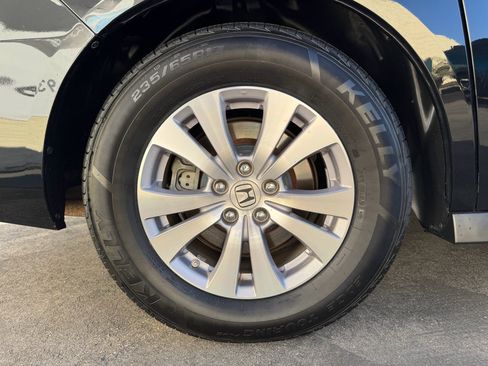 Used 2016 Honda Odyssey SE image 9