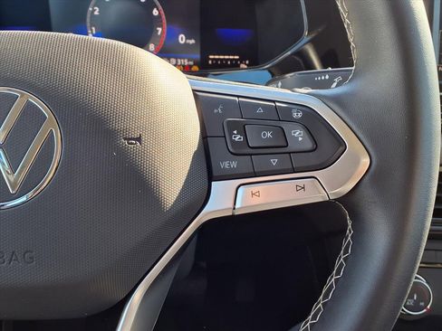 Used 2022 Volkswagen Taos S w/ IQ Drive S Package image 18