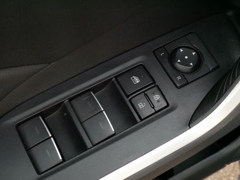 Used 2023 Toyota RAV4 AWD Hybrid image 19
