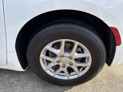 New 2026 Chrysler Voyager LX image 20