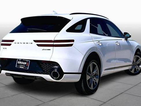 Used 2025 Genesis GV70 3.5T Sport AWD/4WD image 12